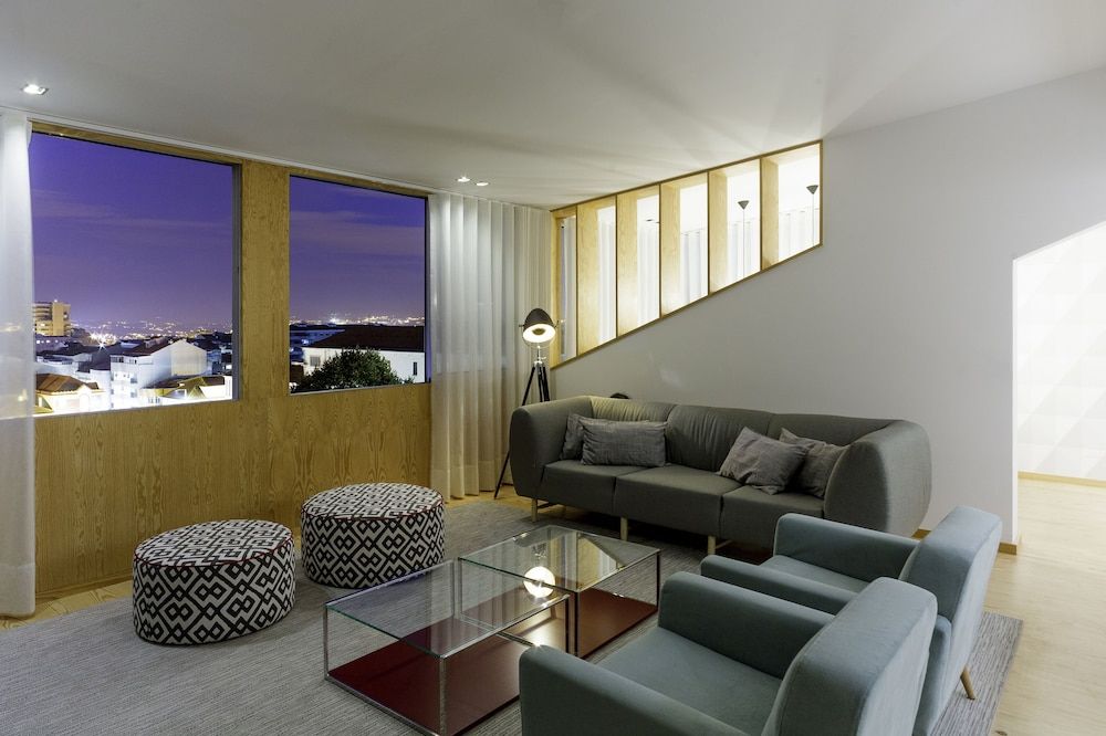 Praça 66 Guest House