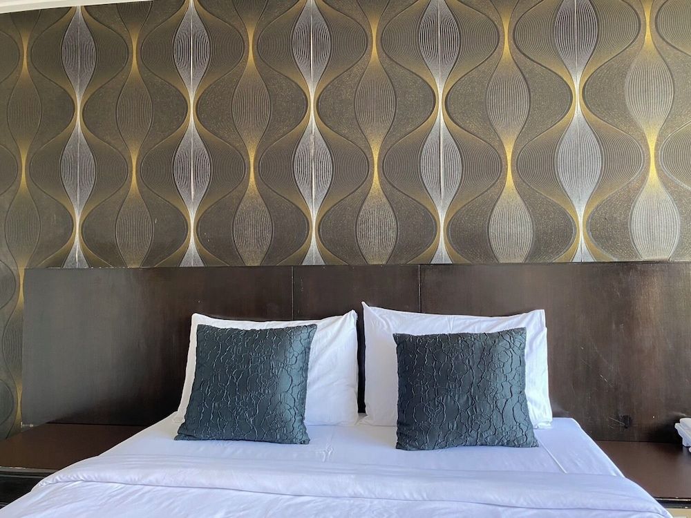 The Singora Hotel