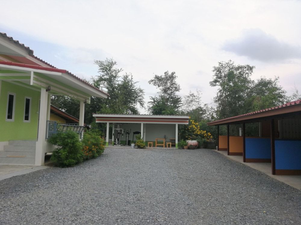Baan Khun Resort