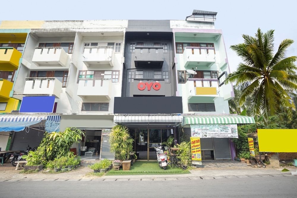 OYO 723 Lamphun Hostel