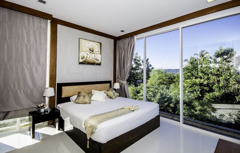 Q Kata Residence