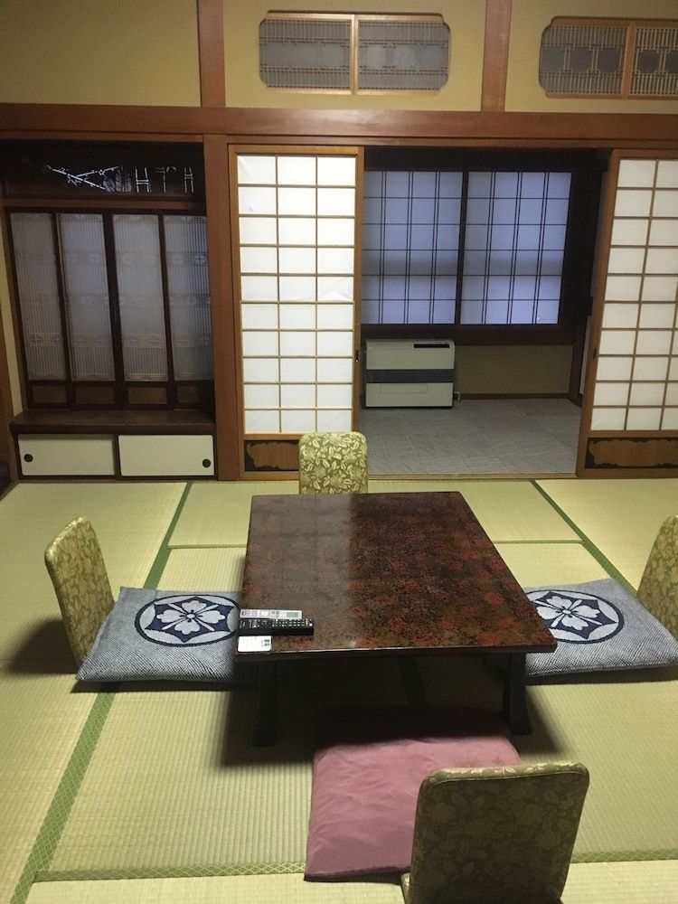 ホテル菊屋