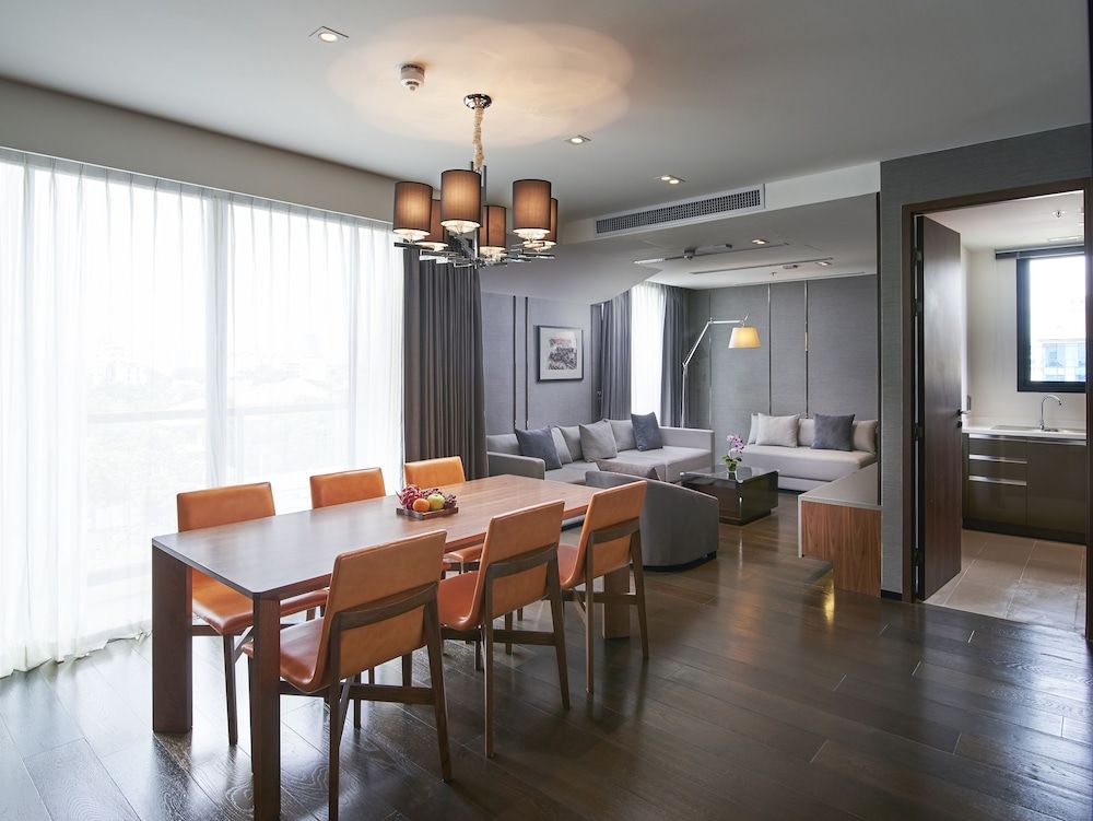 Amp Am House Hotel