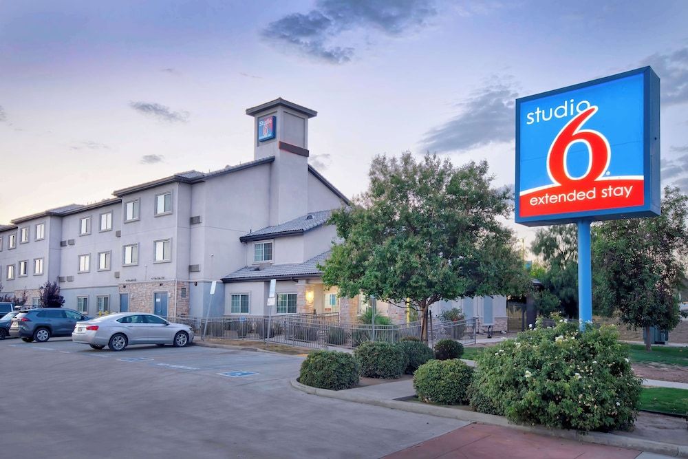 スタジオ 6 ベーカーズフィールド カリフォルニア