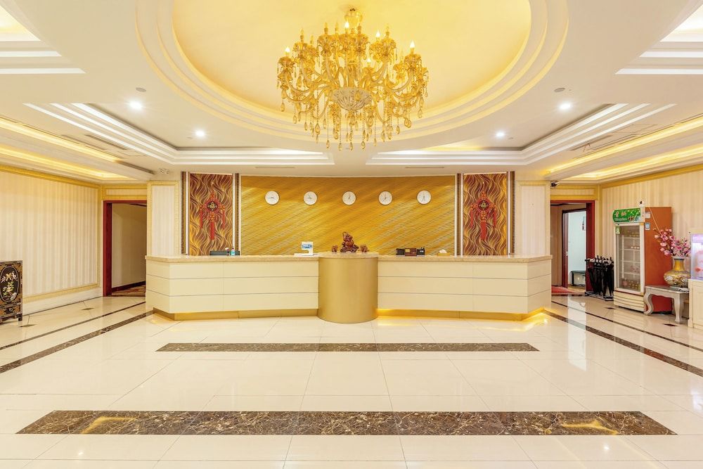 Huaqi Kaiserdom Hotel