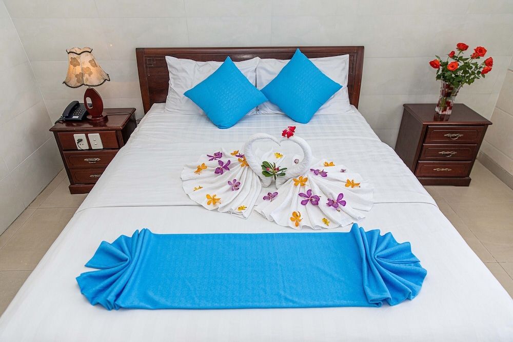 Phong Lan 2 Hotel