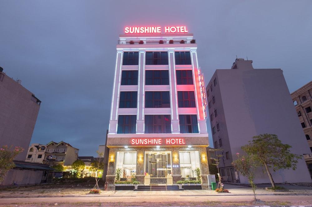 hotelImg